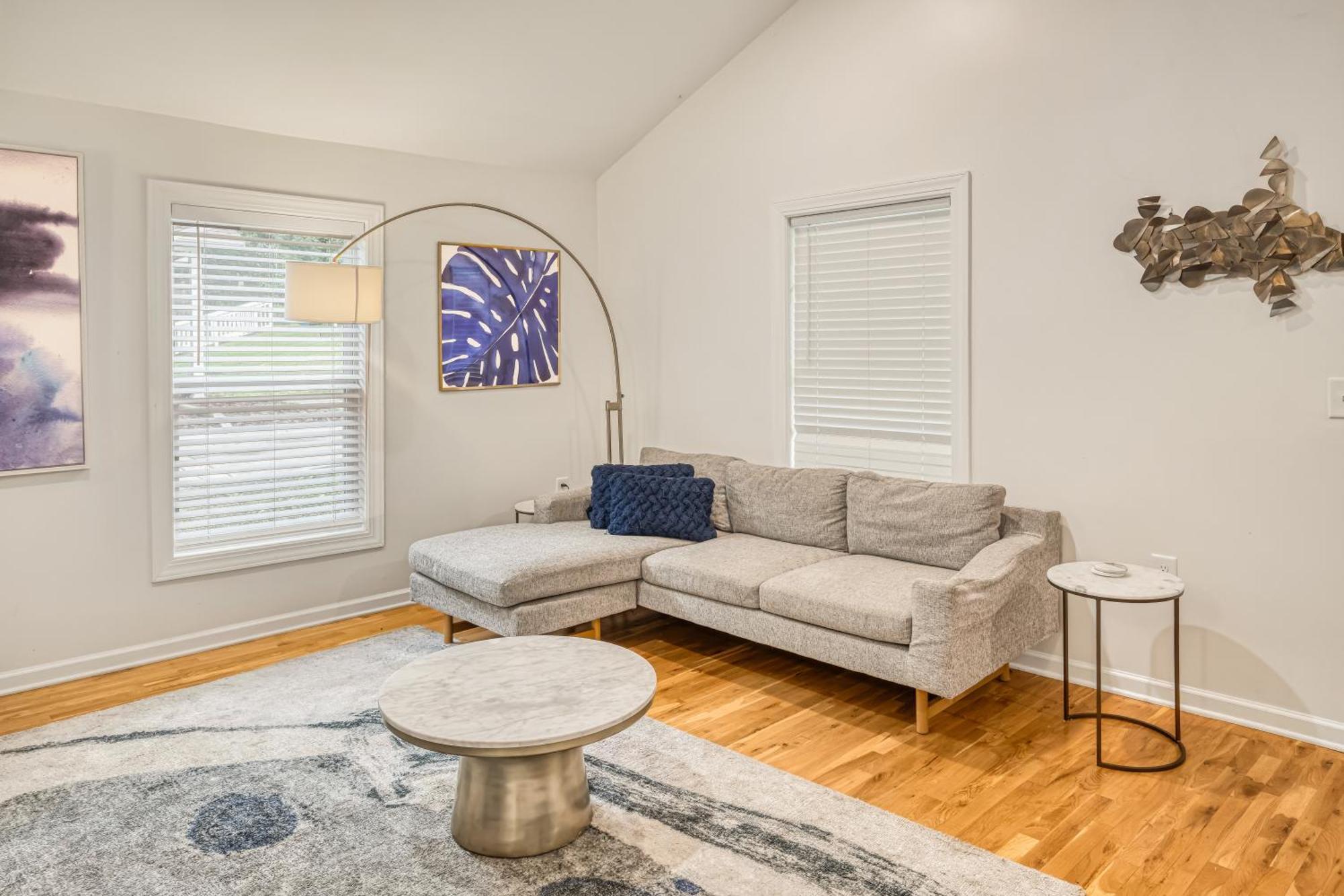 Charming 2Br Bungalow 4 Minutes To Duke University 더럼 외부 사진