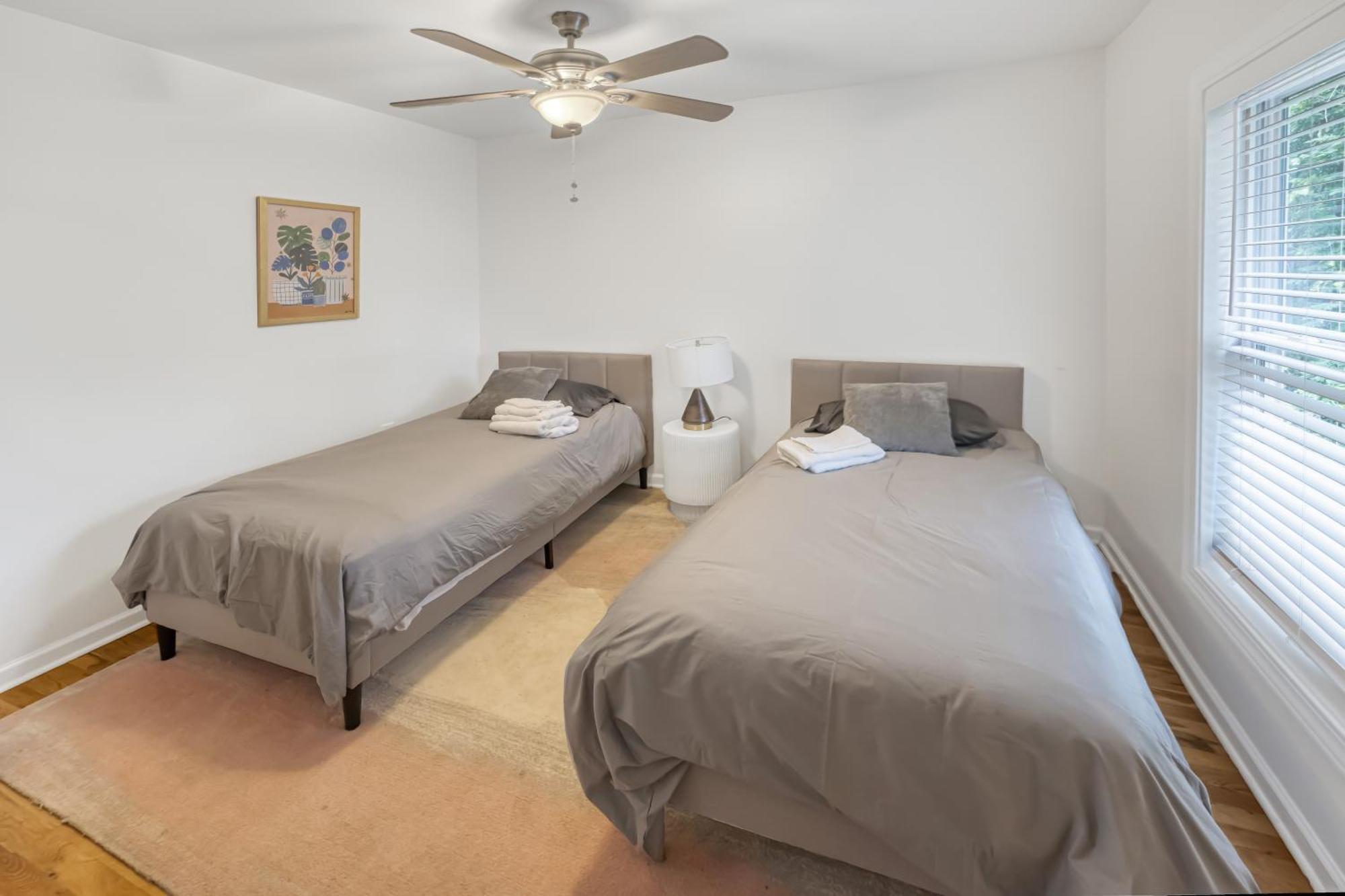 Charming 2Br Bungalow 4 Minutes To Duke University 더럼 외부 사진